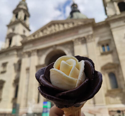 St. Stephans Basilika - Pester Innenstadt mit historischen Palästen bei der Stadtführung